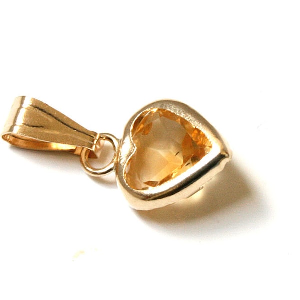 9ct Gold Citrine Love Heart Pendant necklace no chain with FREE gift box