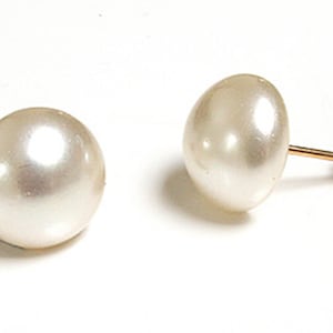 Solid 9ct Gold Pearl Button Stud earrings 10mm Pearl With FREE Gift Box