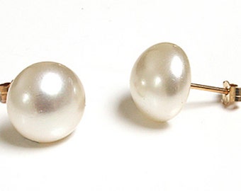 Solid 9ct Gold Pearl Button Stud earrings 10mm Pearl With FREE Gift Box