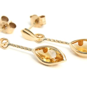 9ct Gold Oval Citrine Drop Earrings Gift Boxed Made in UK 9ct Gold Oval Citrine Drop Earrings Gift Boxed Made in UK