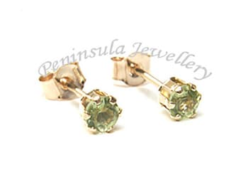 Solid 9ct Gold 3mm Peridot Stud earrings with FREE Gift Box