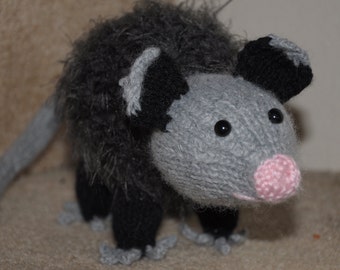 THE OPOSSUM. Knitting pattern (not a finished toy).