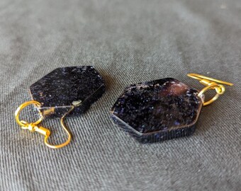 Black Foil Resin Dangle Earrings - Art Deco Metal Alloy