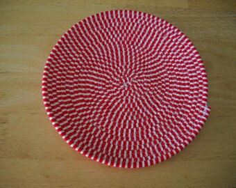 Trivet//Round trivet//Coiled fabric trivet/ Round//Round potholder//Red and white trivet//8" round coiled fabric trivet//Candle mat