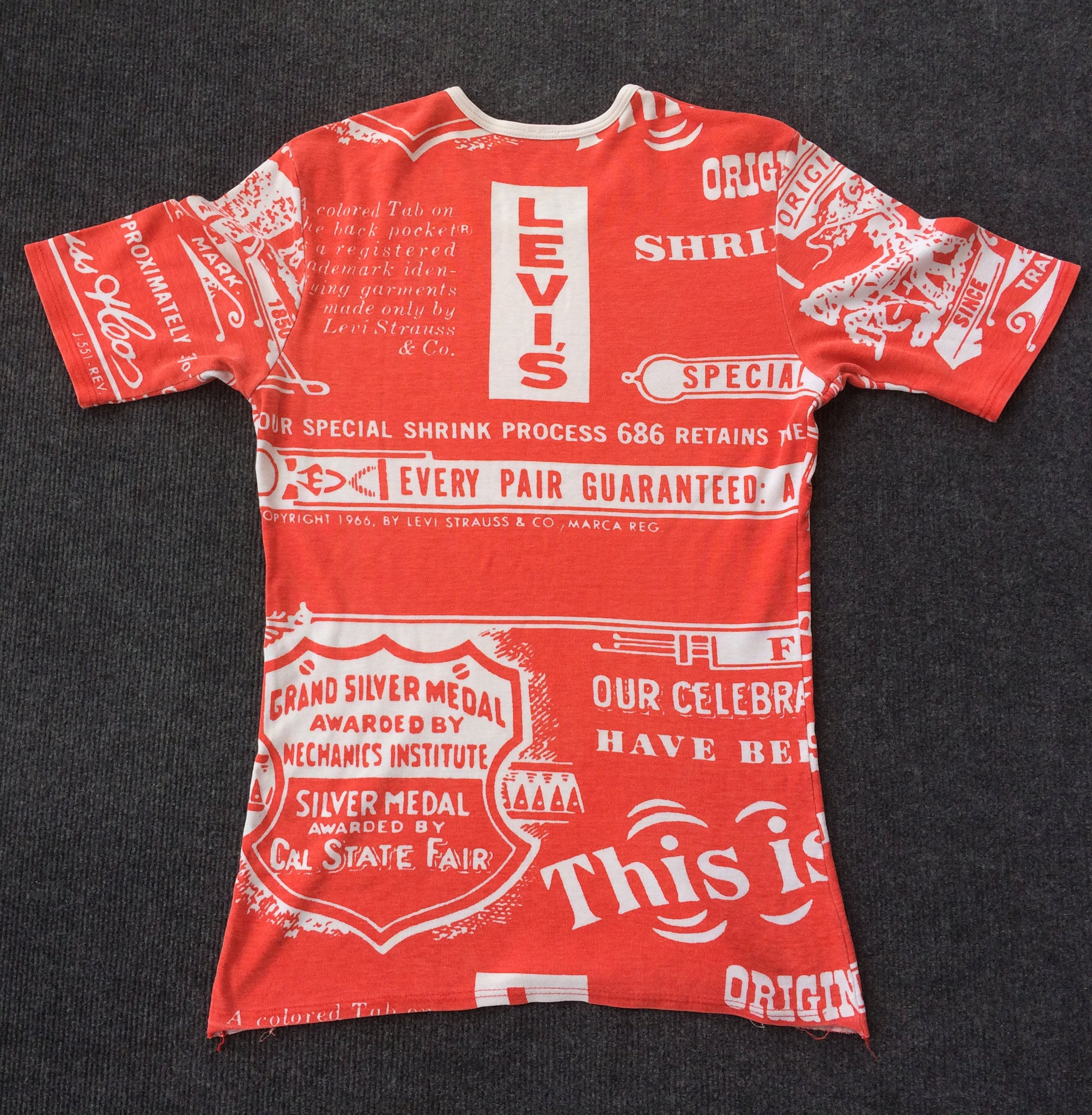 ヴィンテージ リーバイス フルプリント 70 年代 T シャツ - Etsy 日本