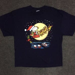 Vintage Snoopy Santa Claus Christmas Short Sleeve Rare T Shirt