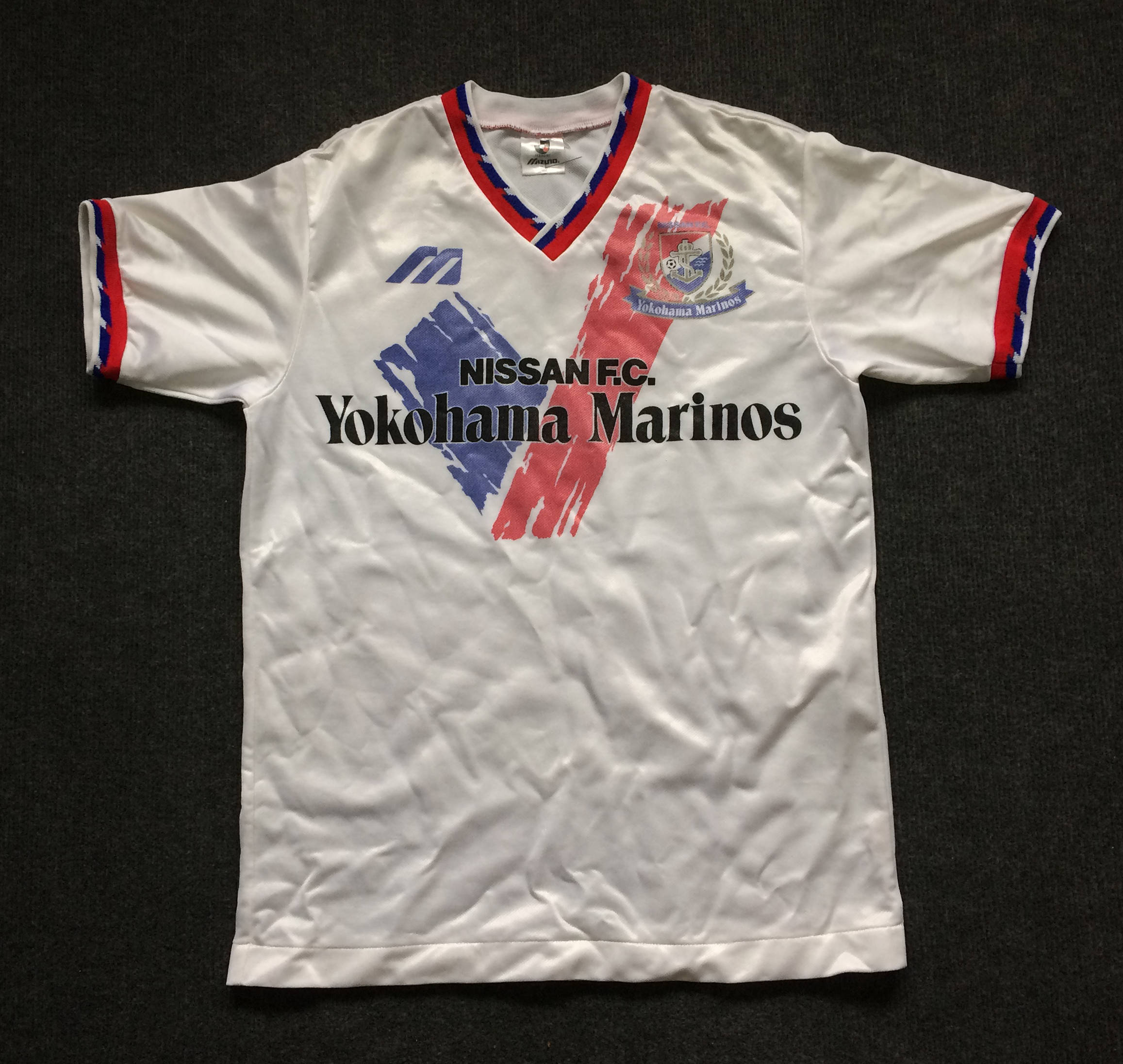 Yokohama F. Marinos 1994 Away Kit