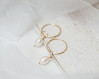 Gold Pearl Hoop Earrings, Gold hoops, pearl Earrings, Bridesmaid Gift, Dainty Hoops, Flower girl Gift, Gold hoops, Wedding Earrings