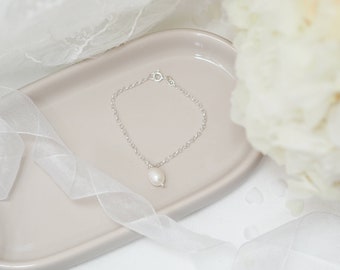Silver Pearl bracelet, Gold Pearl bracelet, Pearl bracelet, Silver bracelet, Bridesmaid Gift, Wedding Jewellery, Bridal Jewellery