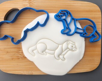 Polecat shaped cookie cutter, biscuit, cake decoration, baking accessories, woodland creature, farmland