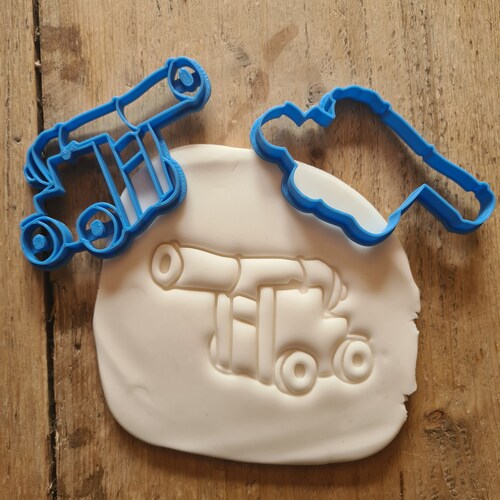 Cannon cookie cutter, pirates, icing cutter, biscuit, birthday party, decorating, fondant, cake, baking