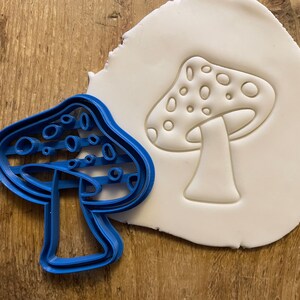 Mushroom toadstool cookie biscuit fondant cutter, nature, forest, cake decorating