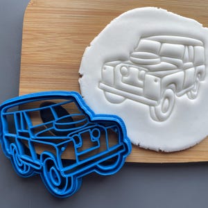 Land Rover Series 2 cookie/ biscuit cutter, icing sugar, British 4x4, dad gift, icing, cupcake, baking, decoration, cake ideas, off-roading