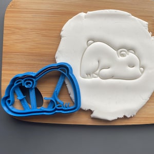 Polar Bear cookie/ biscuit cutter, cute animal, Arctic, icing, fondant, sugar cookies, cake decorating, baking accessories