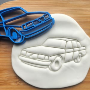 Volvo 240 Sedan cookie cutter, biscuit classic car, icing, cake decoration, baking, gift ideas, transport, vehicle, classic car, sugar