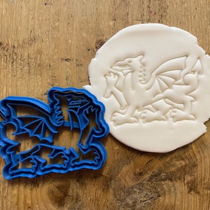Welsh Dragon cookie biscuit cutter, Rugby, heraldic symbol, St David's day, Nation Day of Wales, Welsh cake decoration