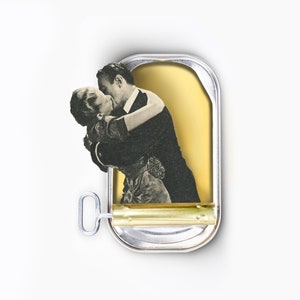 Cartolina "L'amore cresce meglio nelle piccole case"