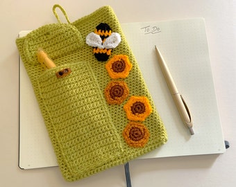 Crochet Pattern PDF ONLY - Crochet journal cover, planner pouch, book sleeve, leuchtturm, hobonichi, happy, bullet, art, A5, pen pocket, bee