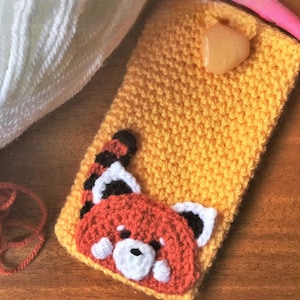Red Panda Crochet Phone Case Pattern – Kawaii Animal Tutorial (Digital Download)