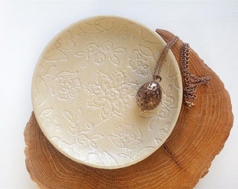 white lace ceramic plate for rings and jewelry, girl birthday gift or wedding gift