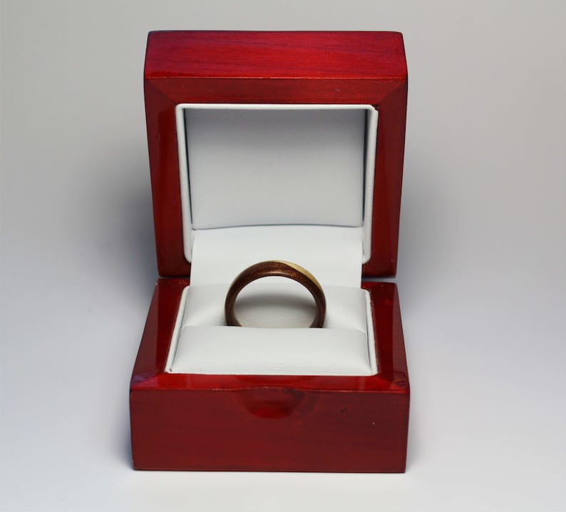 Wooden Ring Handcrafted In two kind of Wood Indian Rosewood /& Maple wood