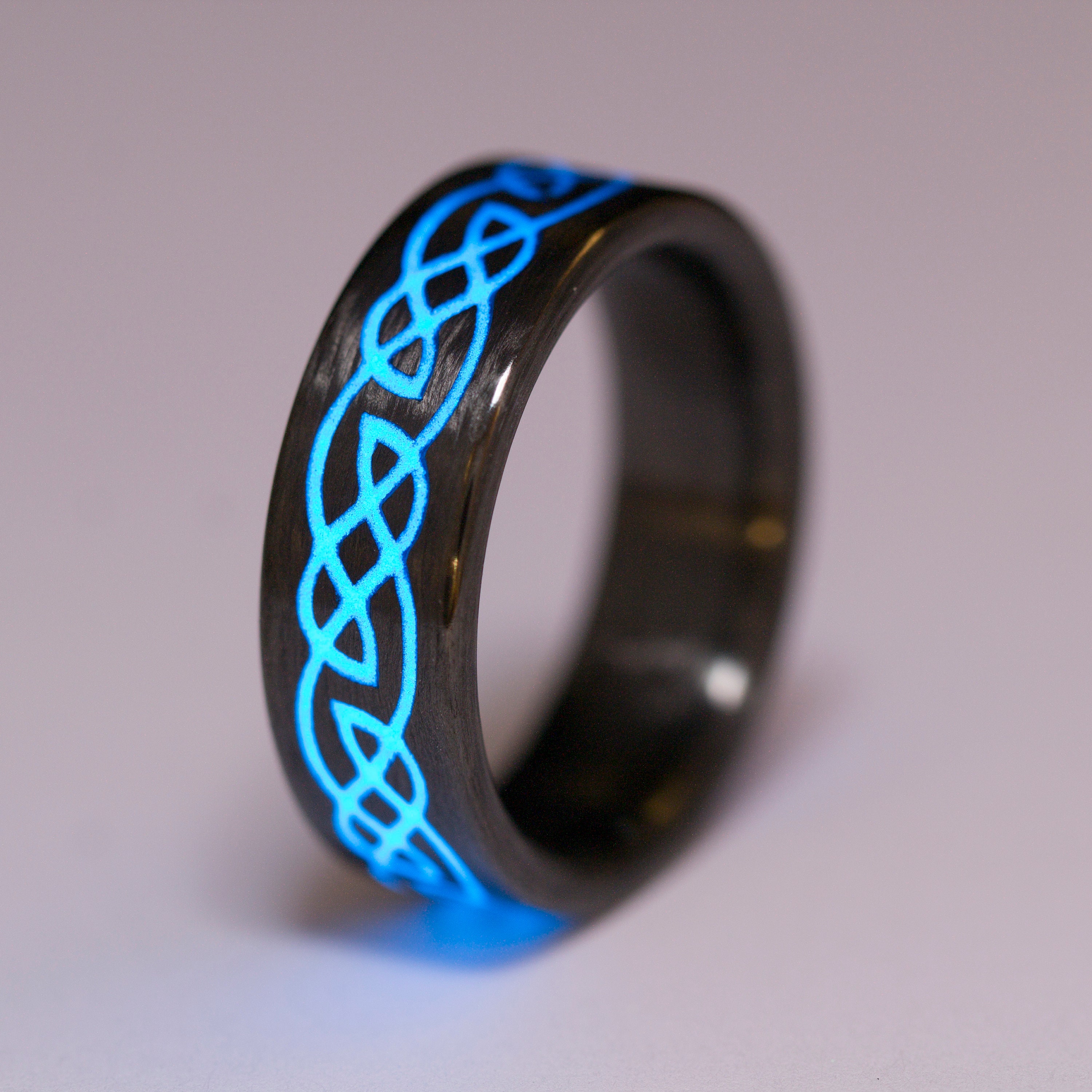 Celtic Ring, Carbon fiber Glow Ring, Glow Ring, Men’s Ring, Black Ring