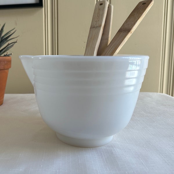 Pyrex Hamilton Beach 11 Milk Glass Mixing Bowl with spout Vintage MCM ribbed