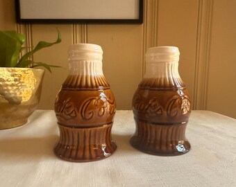 Cooks Cola Vintage Salt & Pepper Shakers, Set of 2, Retro Soda Pop Collectibles, Antique Kitchen Barware Accessories