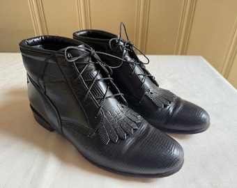 Vintage Justin Black Leather Ankle Boots, Lizard Embossed, Fringe Kiltie, USA Made, Sz 6.5