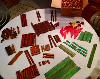 Made in The USA Age 3 Construction-Educational Toy Roy Toy Fun Colored Log Building Set 350 All Wooden Pieces