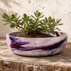 Vaso da fiori in ceramica effetto marmo da 20 cm, regalo per la casa, per la mamma, regalo per il nuovo vicino, vaso medio per bonsai, piante grasse, fruttiera o portagioie da ingresso.