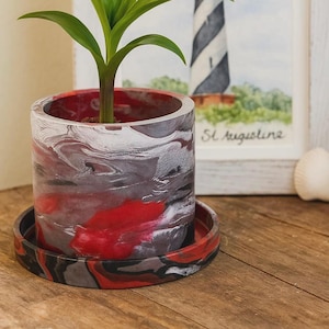 6 inch Planter Pot In Red White Black Team Colors Handmade Indoor Planter with Drainage and Tray Indoor Pot for Garden Lover