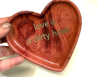 Gegraveerd hart Trinket schaaltje gemarmerde ringhouder klein valentijnscadeau