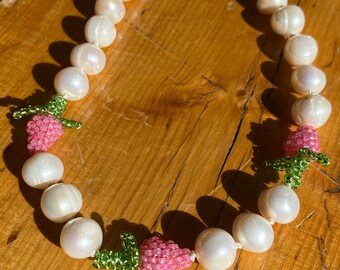 Raspberry and freshwater pearl choker