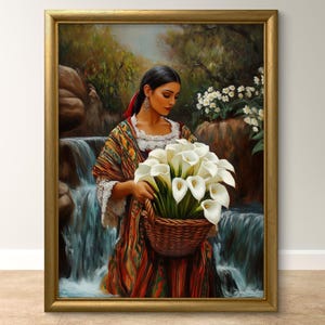 Könnte beinhalten: Eine Frau in einem farbenfrohen Kleid und Schal steht an einem Wasserfall und hält einen Korb mit weißen Calla-Lilien. Der Hintergrund ist ein üppiger grüner Wald mit einem felsigen Bach.