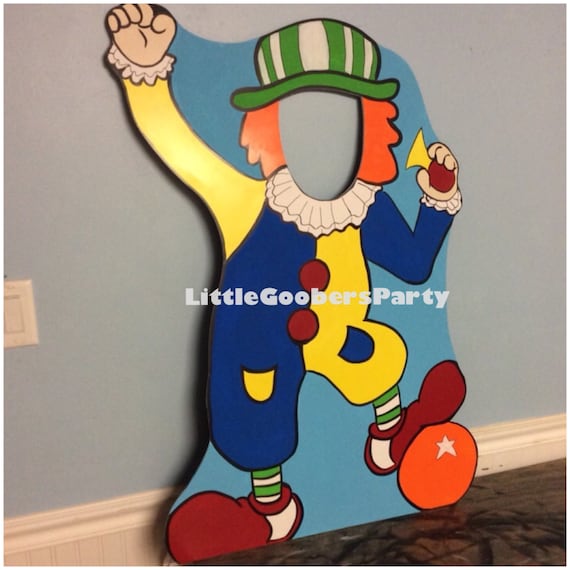 Kate Halloween Circus Carnival Clown Balloon Arch Red Stripes Backdrop Designed By Patty Roberts