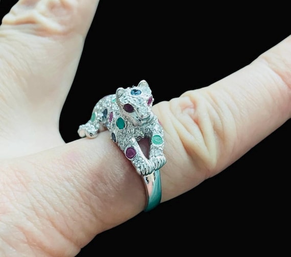 Estate Gemstone Panther / Leopard  ring / ruby em… - image 1