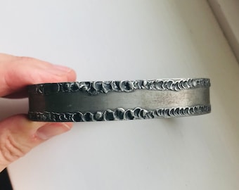 Vintage MCM Jorgen Jensen 986 Pewter Wide Big Cuff Bracelet Stripe