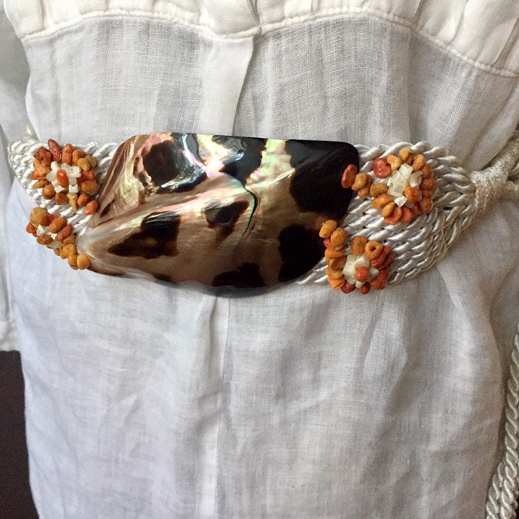 Vintage 80s Sea Shell Belt: Macrame Cord, Mother of Pearl  display picture 2