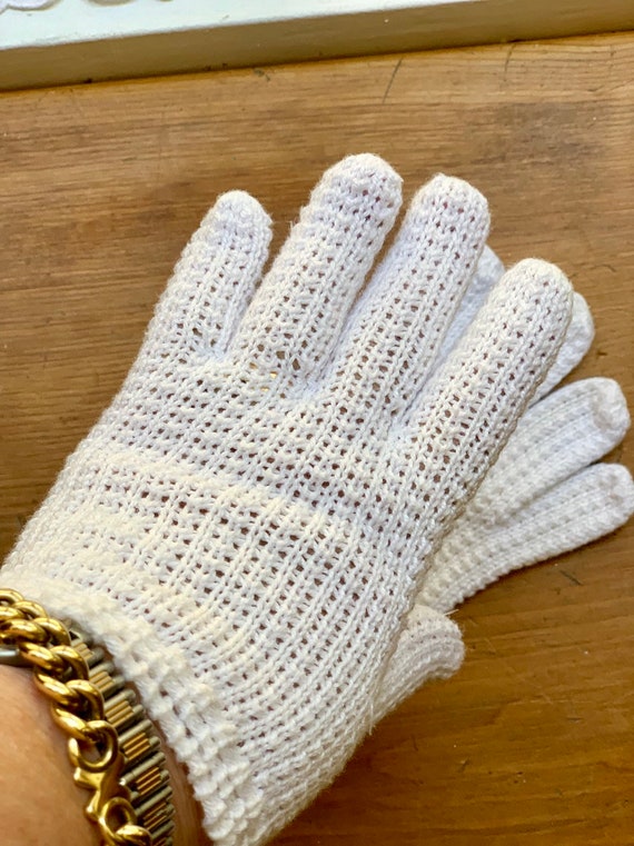 Vintage Crochet Gloves, White Cotton Knitted Glov… - image 7