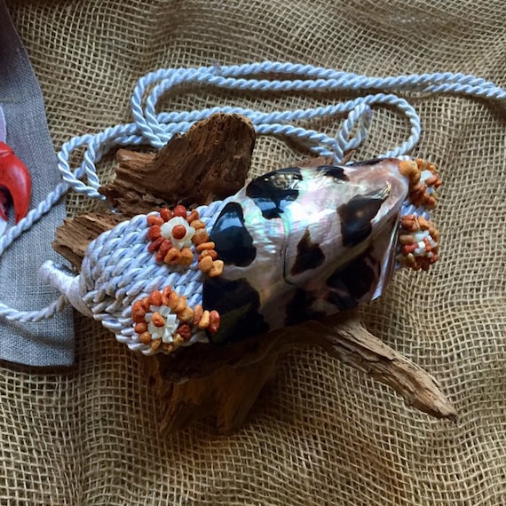 Vintage 80s Sea Shell Belt: Macrame Cord, Mother of Pearl  display picture 1