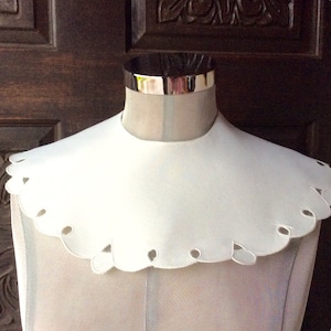 Vintage White Pique Collar: Scalloped Embroidery, Made in Japan