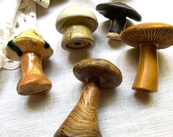 Set of 5 Mushrooms, Hand Made Ceramic Woodland Mushroom,