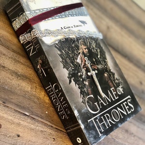 GOT fans, Game of Throne fans, paperback book gifts