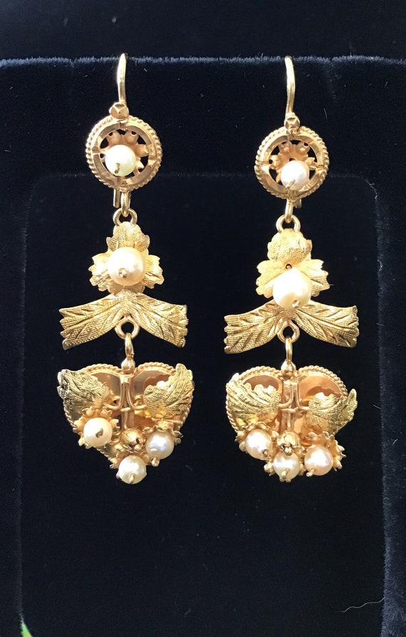 Gold and pearl chandelier earrings