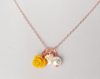 Flower girl yellow necklace, birthday gift for daughter, gift for little girls, flower girl personalized gift, yellow flower necklace