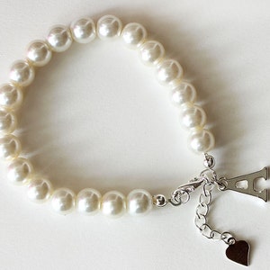 Personalisierte Perlen Armband, Blumenmädchen Schmuck, Initial Charm