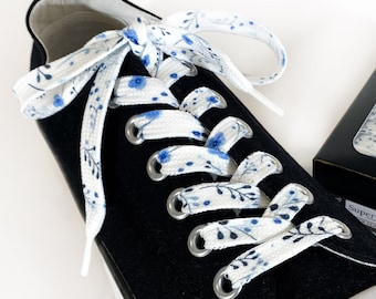 Shoelaces, 100 cm long, "blue floral pattern", unique, hand-printed, high quality, flat laces, patterned, self-printed, multicolored