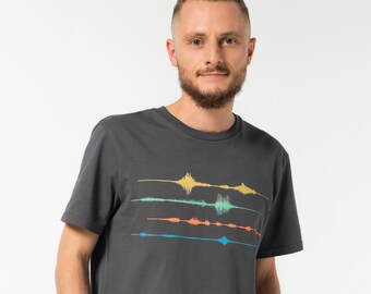 T-shirt in gray, sound wave, frequency, music, printed, men, short sleeve, round neck