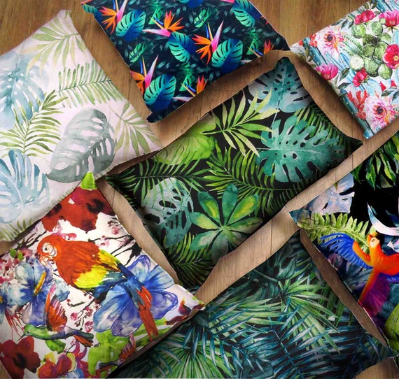 outdoor throws and cushions